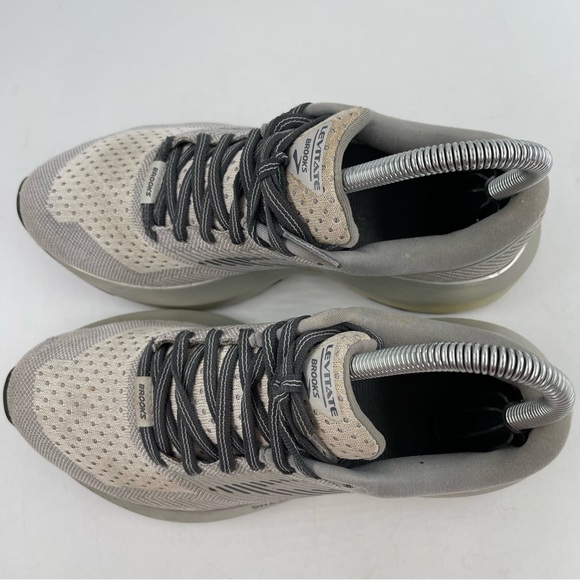 Brooks Women’s Levitate Silver Grey Running Shoes - Size 6 - Picture 5 of 11